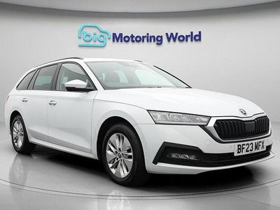 Used Skoda Octavia SE Technology 110 HP (80 kW) 2023 White Estate