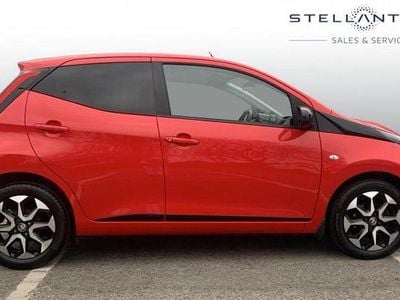 Used Toyota Aygo Trend 70 HP (51 kW) 2021 Red Hatchback