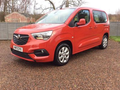 Used Vauxhall Combo S 110 HP (80 kW) 2019 Red MPV
