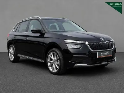 Begagnad Skoda Kamiq SE L Executive 147 HK (108 kW) 2023 Svart SUV