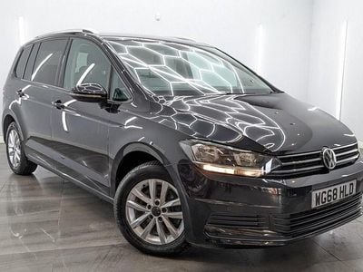 Used VW Touran SE 115 HP (84 kW) 2018 Black MPV