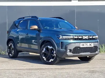Used Dacia Duster Extreme 130 HP (95 kW) 2025 Green SUV