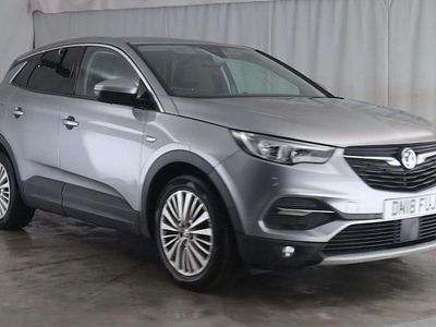Used Vauxhall Grandland X 120 HP (88 kW) 2018 Grey SUV