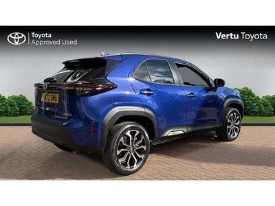 Used Toyota Yaris Cross Design 113 HP (83 kW) 2023 Blue SUV