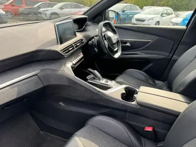 Begagnad Peugeot 3008 GT-line 163 HK (119 kW) 2018 Blå SUV