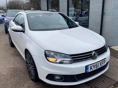 Used VW Eos Sportline 140 HP (102 kW) 2011 White Cabriolet