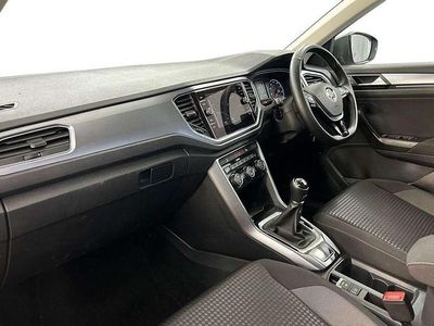 Begagnad VW T-Roc Active 110 HK (80 kW) 2022 Grå SUV
