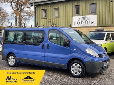 Blue Used 2012 Renault Trafic MPV | £7,490 (Expensive)