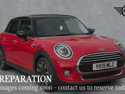 Used Mini Cooper Exclusive 134 HP (98 kW) 2019 Red Hatchback