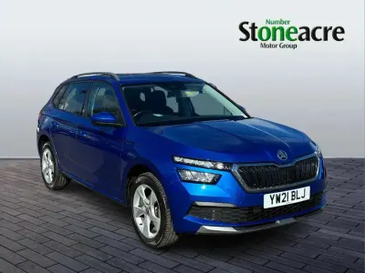 Usado Skoda Kamiq SE Drive 95 HP (69 kW) 2021 Azul SUV