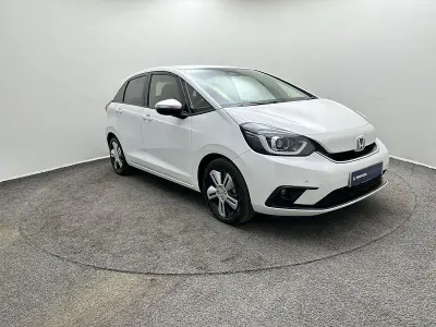 Used Honda Jazz Hybrid 109 HP (80 kW) 2021 White Hatchback
