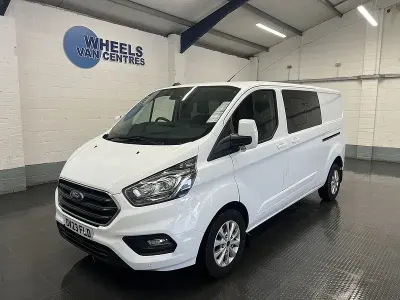 Used Ford Transit Custom Limited 130 HP (95 kW) 2023 White Van