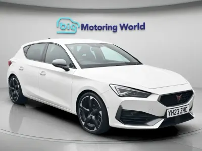 Used Cupra Leon VZ3 310 HP (228 kW) 2023 White Hatchback
