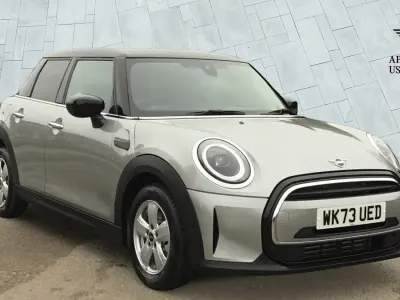 Used Mini Cooper Classic 134 HP (98 kW) 2023 Silver Hatchback