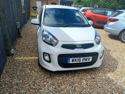 Used Kia Picanto 2016 White Hatchback