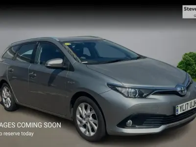 Used Toyota Auris Hybrid Business Edition 2017 Grey Estate
