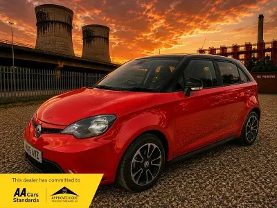 Used MG MG3 106 HP (77 kW) 2016 Red Hatchback