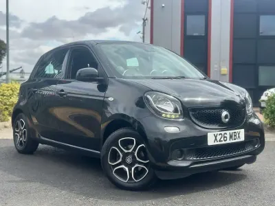 Used Smart ForFour Premium 71 HP (52 kW) 2015 Black Hatchback