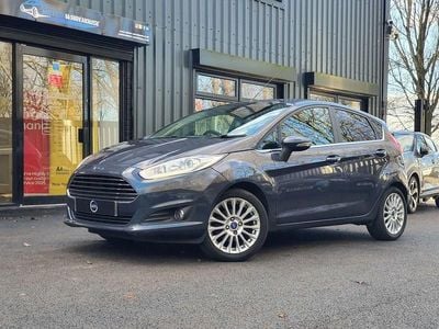 Used Ford Fiesta Titanium 100 HP (73 kW) 2014 Grey Hatchback
