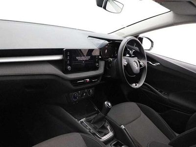 Used Skoda Fabia Colour Edition 79 HP (58 kW) 2024 White Hatchback