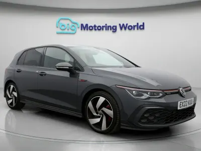 Second-hand VW Golf VIII GTI 245 CP (180 kW) 2023