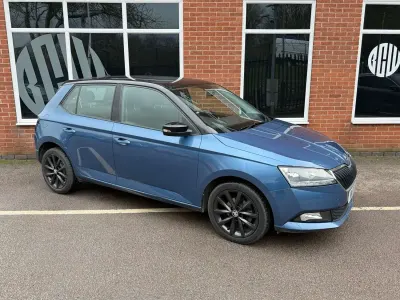 Używany Skoda Fabia Colour Edition 95 KM (69 kW) 2020 Niebieski Hatchback