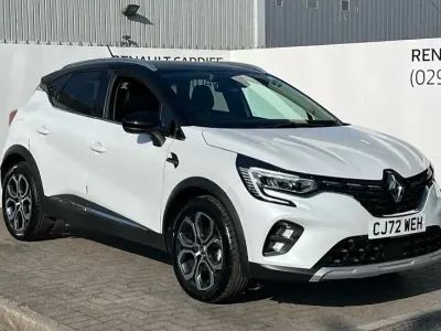 Used Renault Captur SE 140 HP (102 kW) 2022 White/black  SUV