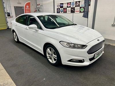 Used Ford Mondeo Zetec 150 HP (110 kW) 2018 White Hatchback