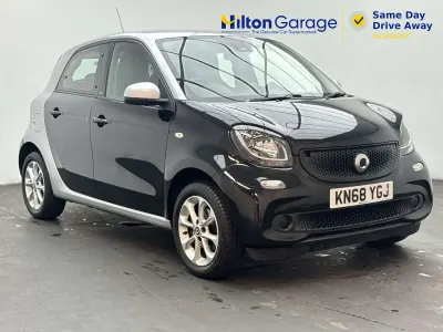 Used Smart ForFour Passion 71 HP (52 kW) 2018 Silver Hatchback