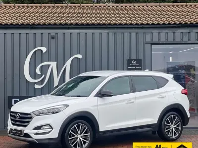 Used Hyundai Tucson GO! 141 HP (103 kW) 2018 White SUV