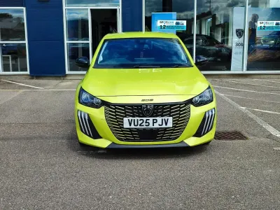 Used Peugeot 208 Allure 101 HP (74 kW) 2025 Yellow Hatchback
