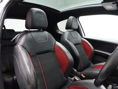 Used Peugeot 208 GTi 200 HP (147 kW) 2013 White Hatchback