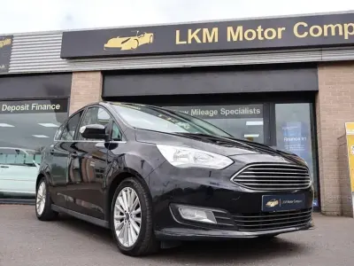 Używany Ford C-MAX Titanium 2017 Czarny Minivan