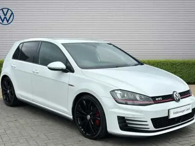 Used VW Golf VII GTI 220 HP (161 kW) 2017 White Hatchback