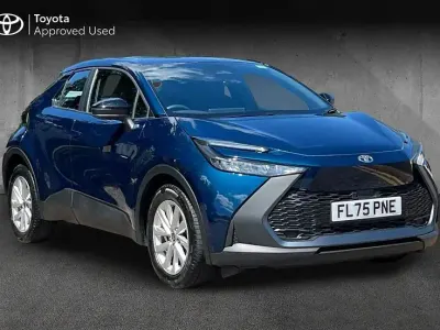Used Toyota C-HR 138 HP (101 kW) 2025 Midnight teal SUV