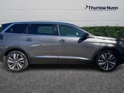 Second-hand Peugeot 5008 Premium 130 CP (95 kW) 2019 Gri SUV
