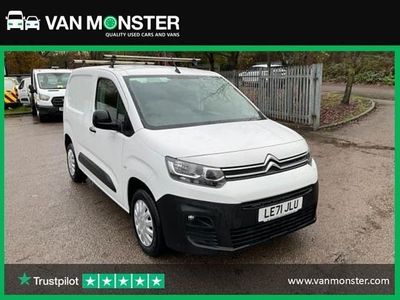 Used Citroën Berlingo 100 HP (73 kW) 2022 White MPV