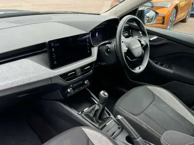 Neu Skoda Kamiq SE 95 PS (69 kW) 2025 Schwarz SUV