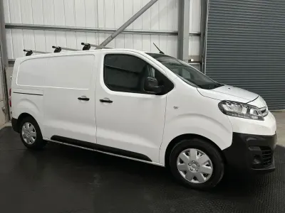 Usado Citroën Dispatch 100 HP (73 kW) 2020 Branco Monovolume