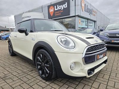 Used Mini Cooper S Hatch 2016 White Hatchback