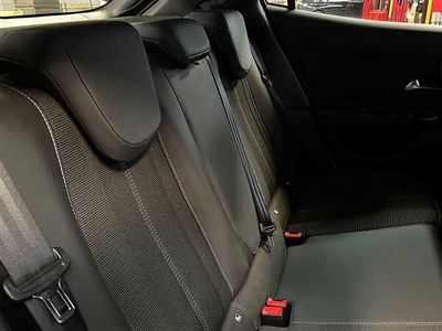 Used Vauxhall Mokka Elite 130 HP (95 kW) 2022 Power red SUV