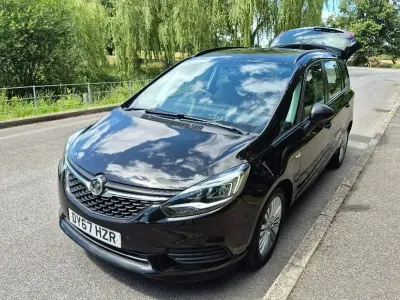 Used Vauxhall Zafira Tourer Design Edition 140 HP (102 kW) 2017 MPV