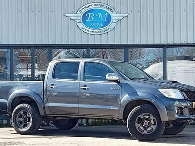 Used Toyota HiLux 171 HP (125 kW) 2014 Grey Pickup