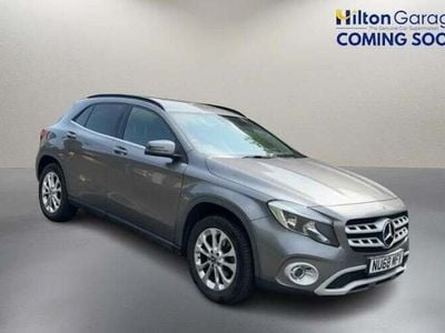 Mercedes GLA200