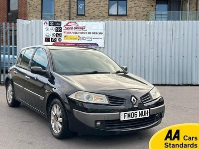 Black Used 2006 Renault Mégane II Dynamique Hatchback | £1,299
