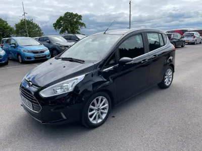 Usado Ford B-MAX Titanium 105 HP (77 kW) 2015 Preto Monovolume