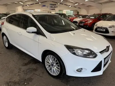 Używany Ford Focus Zetec 2014 Biały Hatchback