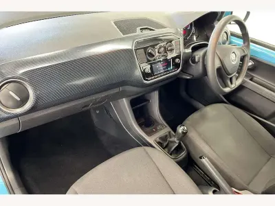 Begagnad VW up! move up! 60 HK (44 kW) 2017 Blå Halvkombi