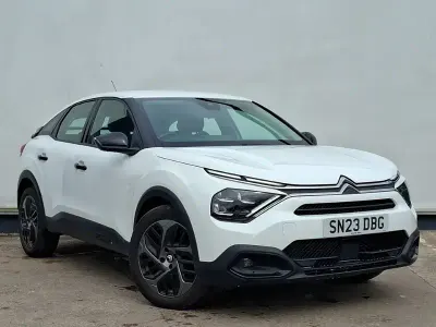 Używany Citroën C4 PureTech 101 KM (74 kW) 2023 Biały SUV