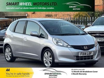 Silver Used 2014 Honda Jazz ES Hatchback | £5,640 (Fair price)
